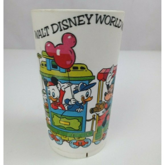 Vintage 1970’s Walt Disney Productions Deka Plastics Inc Disneyland Plastic Cup - Picture 3 of 7